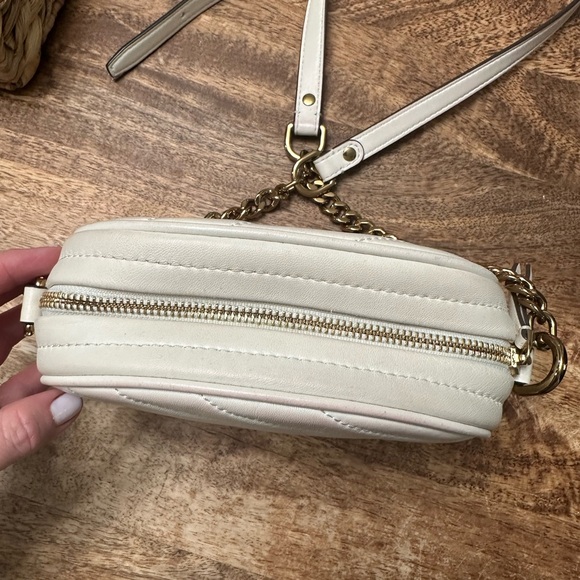 Tory Burch Kira Chevron Camera Bag, Cream - Picture 8 of 12